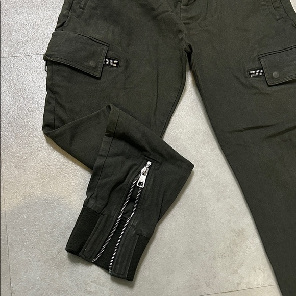Men's Black Cargo Pants - Picture 2 of 4